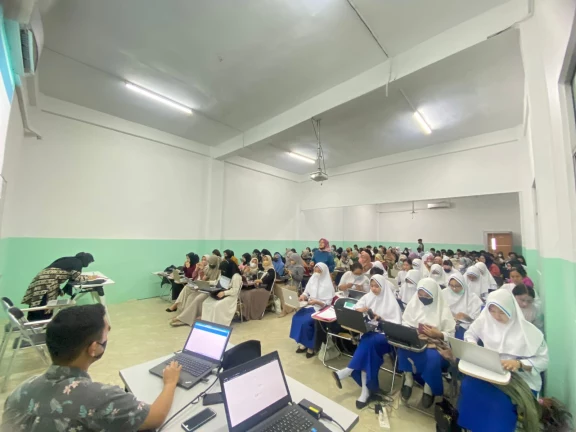 Sosialisasi Ethical Clearance bersama Mahasiswa Fakultas Kedokteran dan Fakultas Ilmu Kesehatan