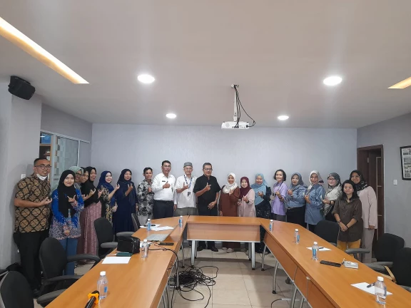 Acara Diskusi dan Survey PKM Internasional