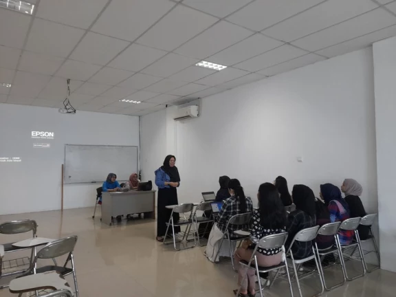Pelaksanaan Sosialisasi Ethical Clearance Periode April 2024