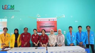 Kelompok 1 Pelaksanaan Kegiatan PKM Nasional Universitas Batam kolaborasi Universitas Maritim Raja Ali Haji