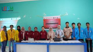 Kelompok 5 Pelaksanaan Kegiatan PKM Nasional Universitas Batam kolaborasi Universitas Maritim Raja Ali Haji