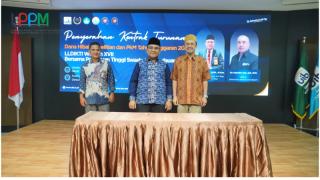 LPPM Universitas Batam Hadiri Penyerahan Kontrak Turunan Dana Hibah Penelitian dan PKM Tahun Anggaran 2026 LLDIKTI Wilayah XVII